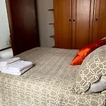 Apartamento Copacabana Perto Da Praia, Metro, Comercio E Wi-Fi Rapido!